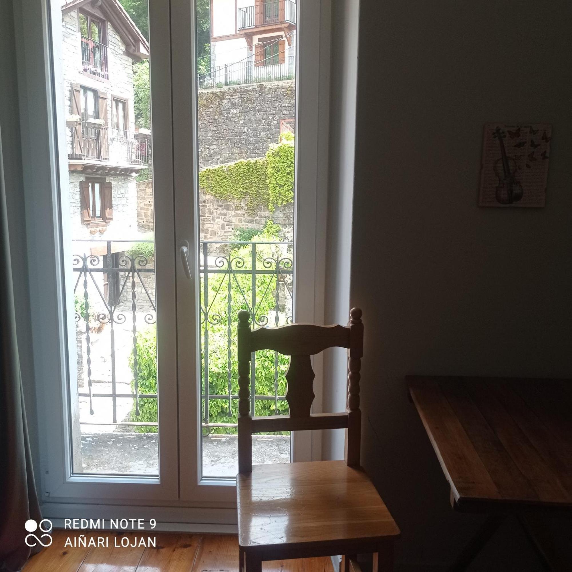 Albergue Armaia Artepea Urzainqui ภายนอก รูปภาพ
